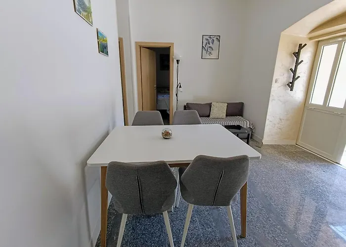 Apartment Tihana Split